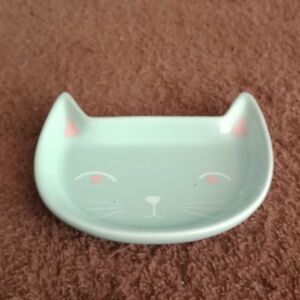 Little cat art dish